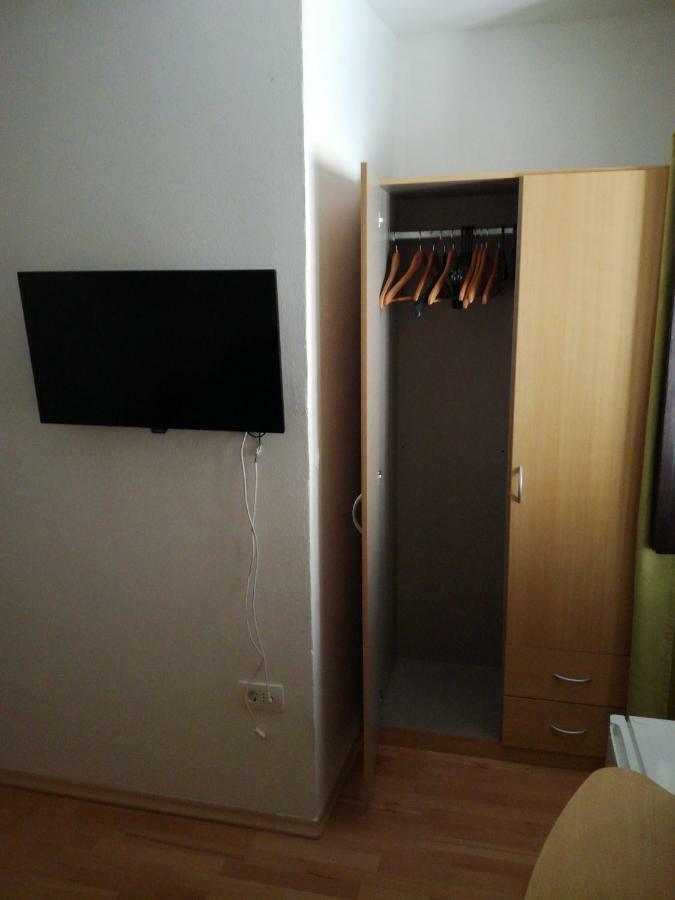 Guest House Kvartin Umag Extérieur photo